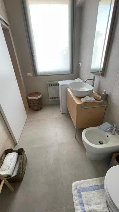 Apartamento La Mirage Desenzano del Garda Exterior foto